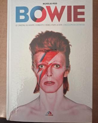 BOWIE. L'enciclopedia definitiva, di Nicholas Pegg