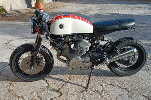 Yamaha XV 500 café racer