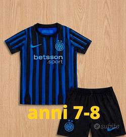 Maglia e pantaloncino Inter 2026 7-8 anni nuovo