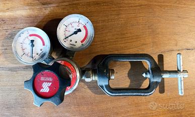 Riduttore di pressione acetilene Lincoln Electric