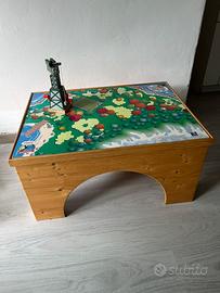 Tavolino trenino THOMAS gioco bambino