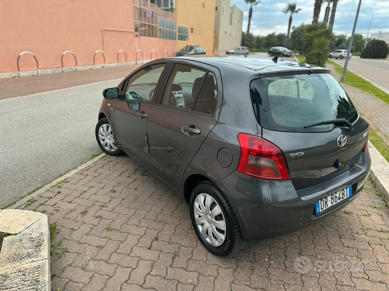 TOYOTA Yaris 2ª serie
