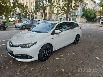 Toyota Auris SW Touring Sport Style