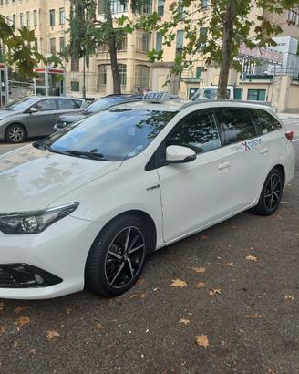 Toyota Auris SW Touring Sport Style