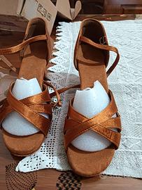 scarpa da ballo latino americano 