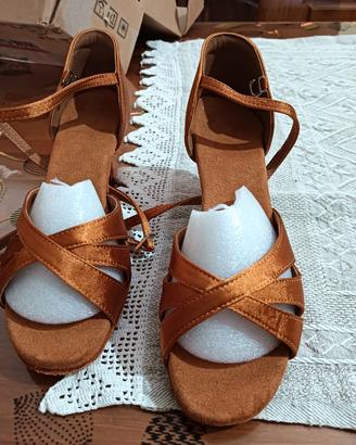 scarpa da ballo latino americano 