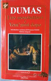 N. 2 volumi Dumas con saga de:I tre Moschettieri