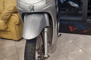 peugeot tweet 125
