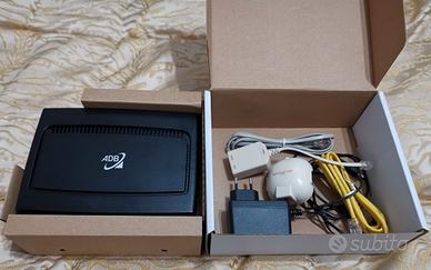 Modem Router Wi-Fi ADSL ADB 2220 4 LAN USB Fibra