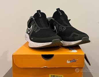 NIKE LEGEND REACT 2 N. 44,5 ORIGINALI