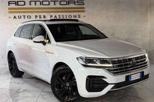 Volkswagen Touareg R-line+Tetto+Pelle+4sterzanti