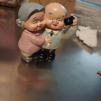 Statuina in resina nonni