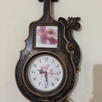 Orologio a forma di violino