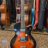 Chitarra semiacustica Cort Yorktown