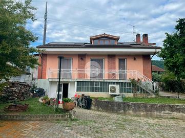 CASA SEMINDIPENDENTE A PIOSSASCO