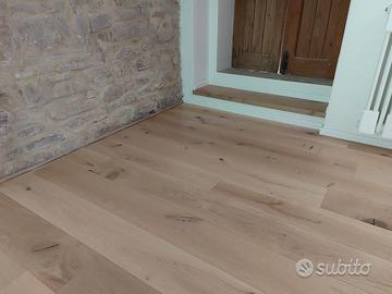 Parquet maxilistone con nodi a Cesena