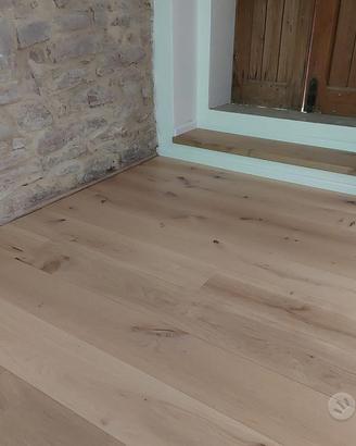 Parquet maxilistone con nodi a Cesena