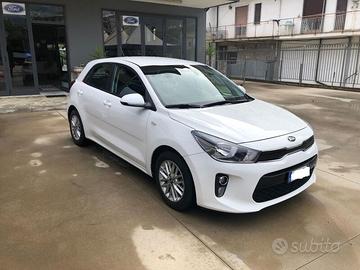 Kia Rio 1.2i 84cv anno 2019 Evolution