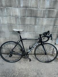 bici da corsa in carbonio full carbon