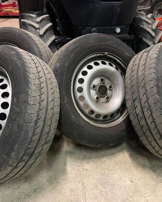 Cerchi e gomme per Volkswagen t5 Multivan