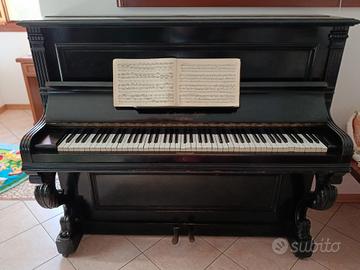Pianoforte acustico verticale 