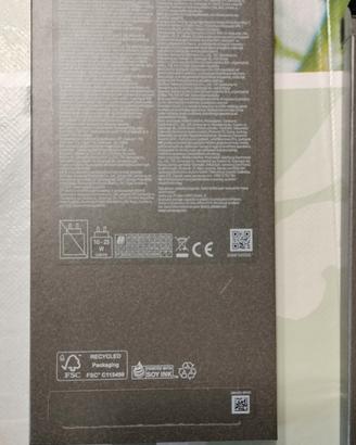 Samsung Z Flip 7 FE 128 rom/ 8GB RAM