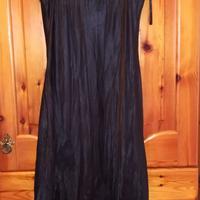 abito con inserti in pizzo