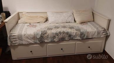 HEMNES Day-bed Ikea with 3 drawers/2 mattresses