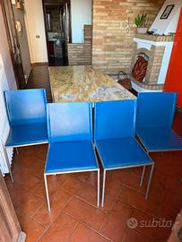 Set 4 sedie in simil pelle blu e metallo