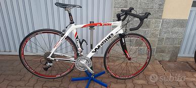Bici da corsa in carbonio Whistle Crow. 