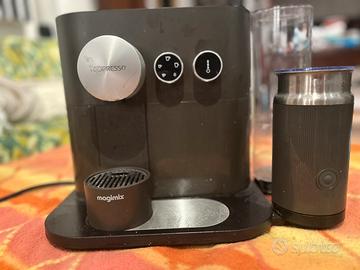 Macchina caffé Nespresso