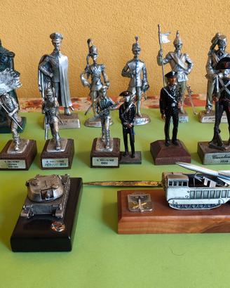  Lotto completo Statuine Militari in Metallo 