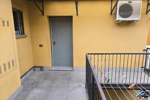 Trilocale semi arredato a Brugherio