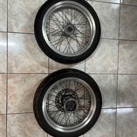Cerchi motard 17 compresi di gomme