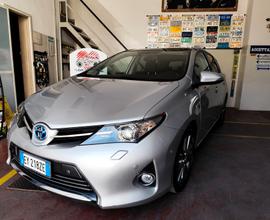 Toyota Auris 1.8 Hybrid Lounge