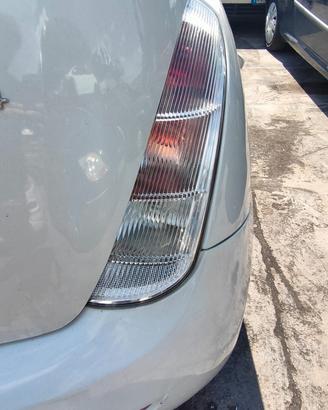 LANCIA YPSILON 2010 STOP POSTERIORE SX/DX