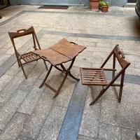 Tavolino e sedia da campo