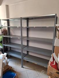 scaffali in ferro usati
