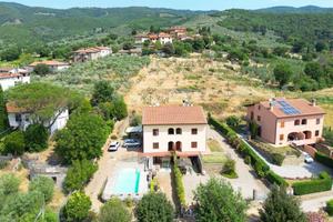 Villa di 245 m² con 3 locali e box auto a Castigli