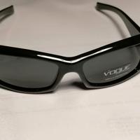 occhiali da sole VOGUE