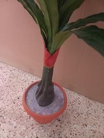 Pianta fiorita artificiale