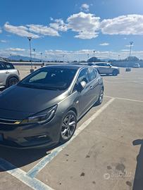 Opel Astra 1.6 diesel 136 CV