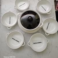 Casseruola con coperchio e 6 ciotole