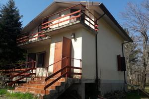 Villetta in campagna a Montella(av)