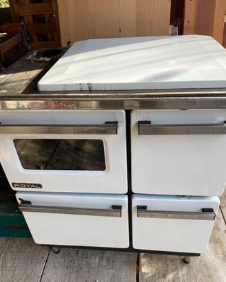 Cucina economica a legna