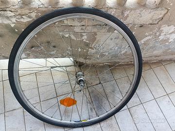 ruota corsa anteriore 