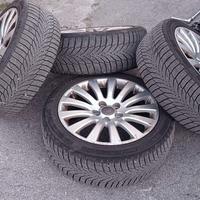 gomme invernali con cerchi lega 