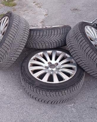 gomme invernali con cerchi lega 