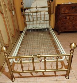 Letto in ottone