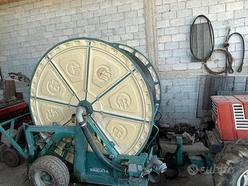 Macchina agricola per irrigazione